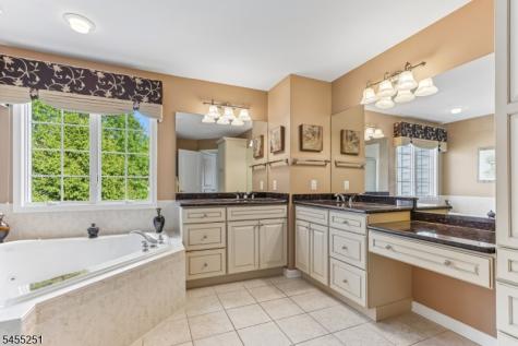 62 Hickory Hill Boulevard Totowa NJ 07512