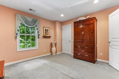 62 Hickory Hill Boulevard Totowa NJ 07512