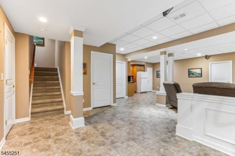 62 Hickory Hill Boulevard Totowa NJ 07512