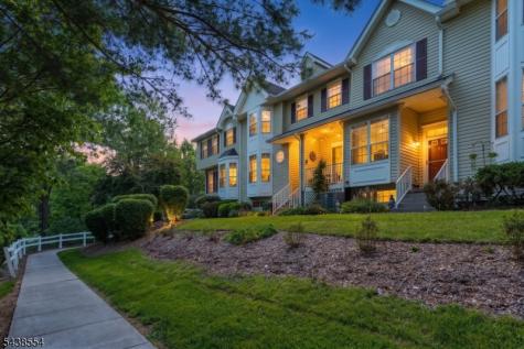 18 Kentworth Court Raritan NJ 08822
