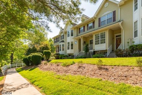 18 Kentworth Court Raritan NJ 08822