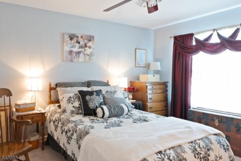 18 Kentworth Court Raritan NJ 08822