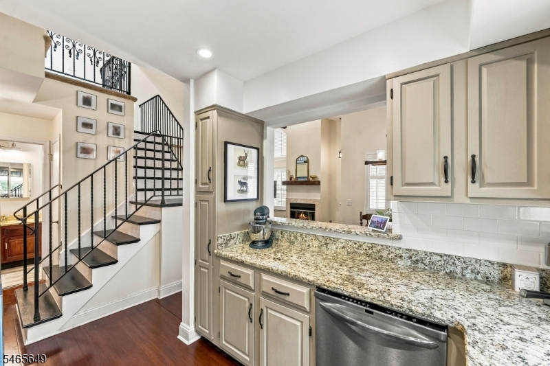 56 Bentley Court Bedminster NJ 07921