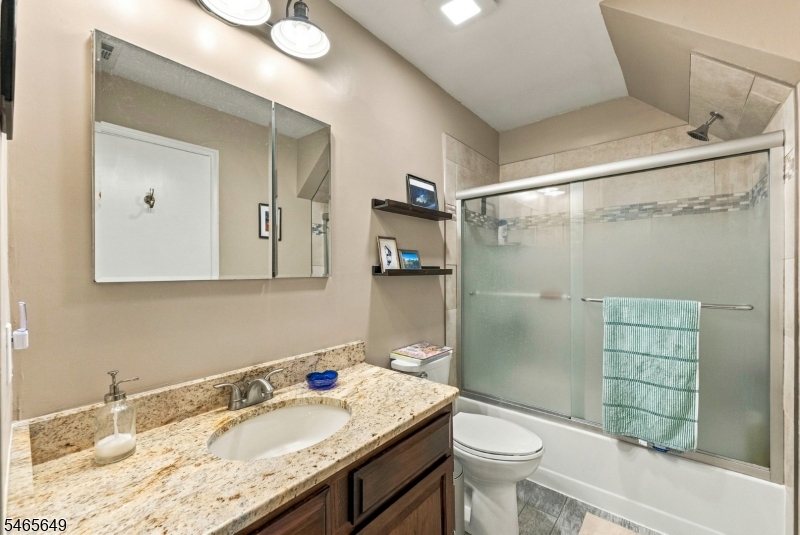 56 Bentley Court Bedminster NJ 07921