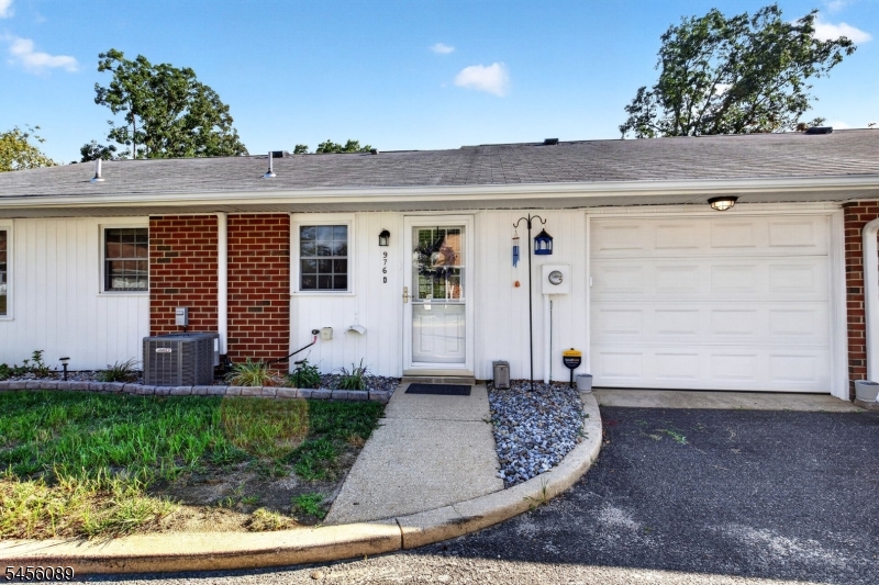 976 Aberdeen Drive Lakewood NJ 08701