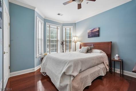 4 Slate Court Woodland Park NJ 07424