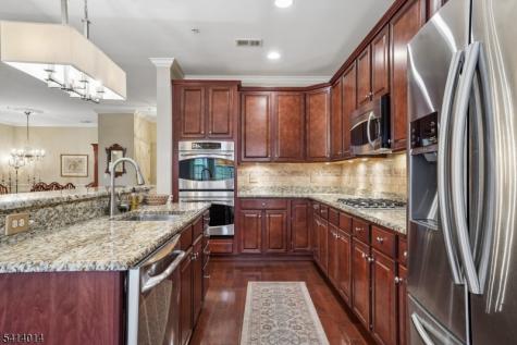 4 Slate Court Woodland Park NJ 07424