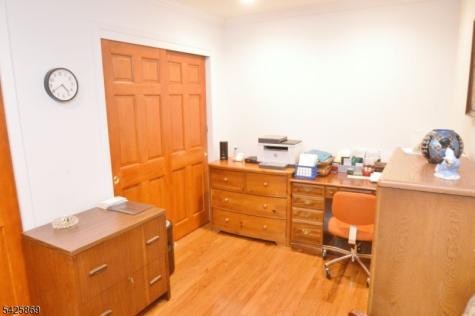 110 Castle Ridge Drive East Hanover NJ 07936