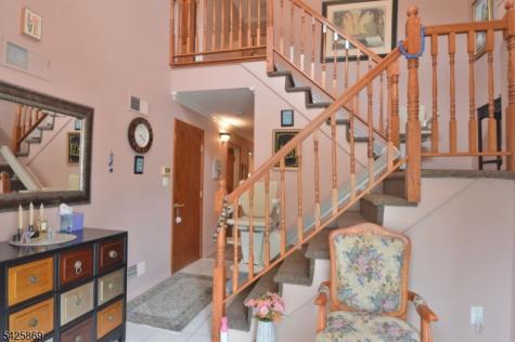 110 Castle Ridge Drive East Hanover NJ 07936