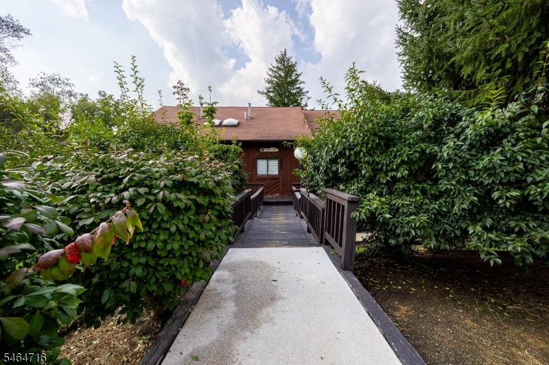 7 Sugar Loaf Court Vernon NJ 07462