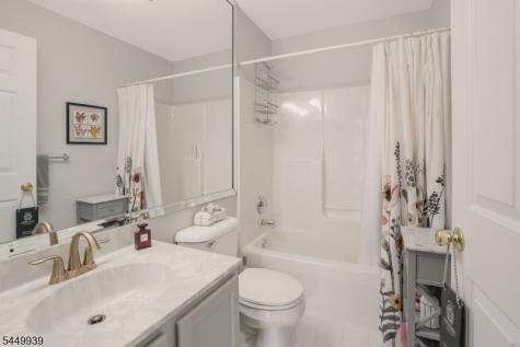 1308 Grandview Court Hanover NJ 07981