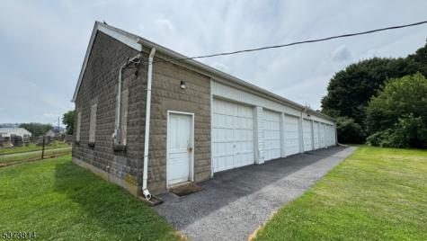 98 Henderson Street Phillipsburg NJ 08865