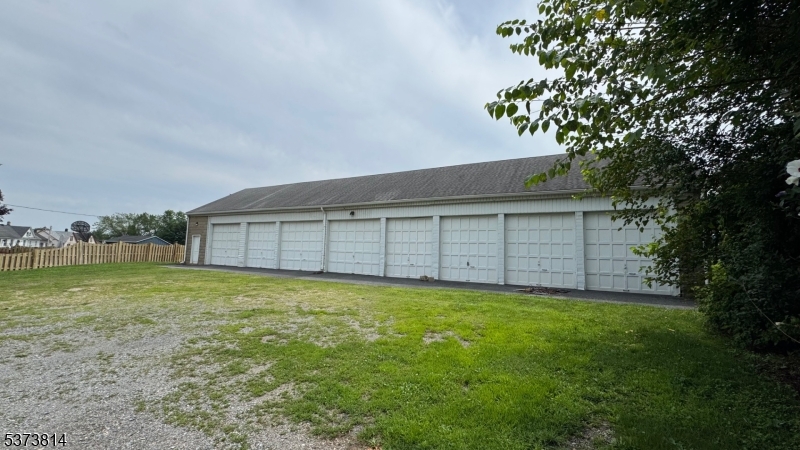 98 Henderson Street Phillipsburg NJ 08865