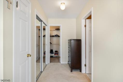 8 Russell Court Montville NJ 07045
