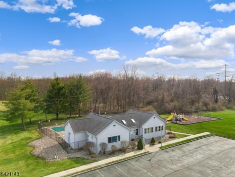 8 Russell Court Montville NJ 07045
