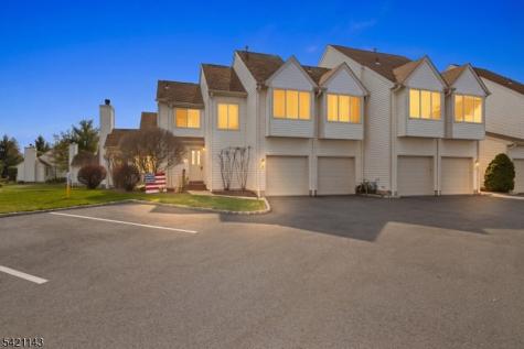 8 Russell Court Montville NJ 07045
