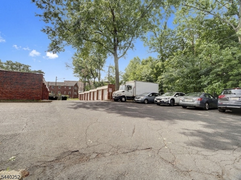20 A Carolyn Terrace Roselle NJ 07203