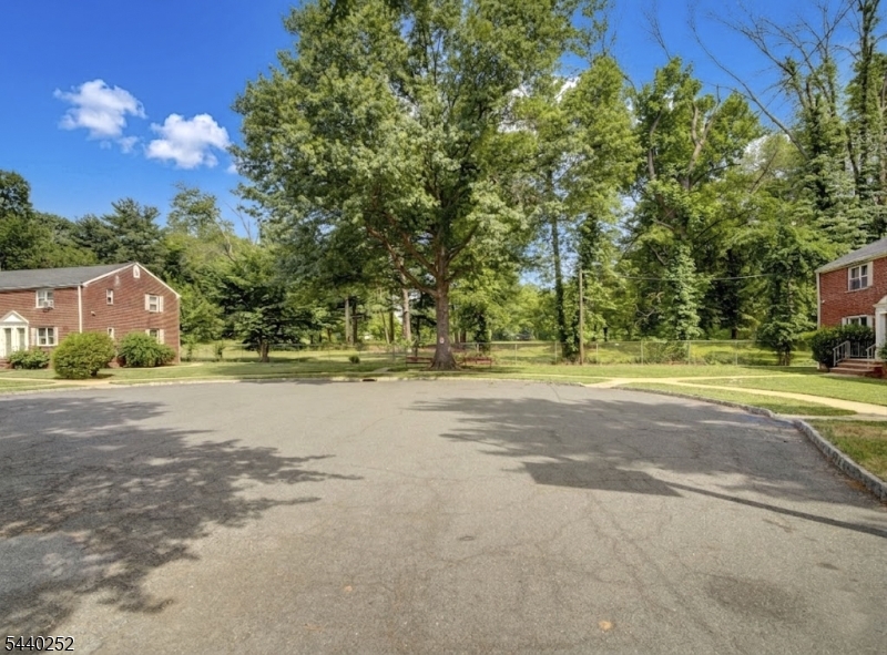 20 A Carolyn Terrace Roselle NJ 07203