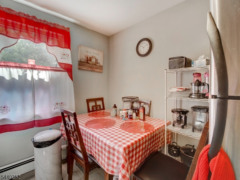 20 A Carolyn Terrace Roselle NJ 07203