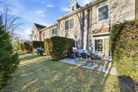 59 Whitney Farm Place Morris NJ 07960