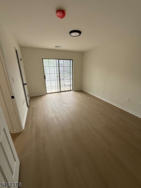 91 Callahan Court Newark NJ 07103