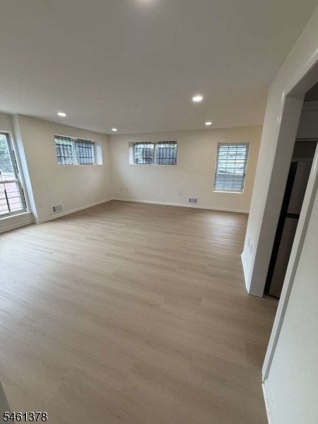 91 Callahan Court Newark NJ 07103