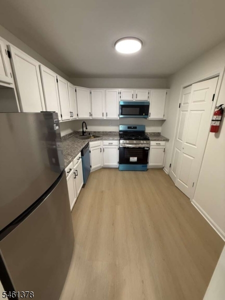 91 Callahan Court Newark NJ 07103