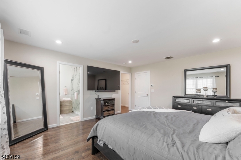 78 Valerie Drive Manville NJ 08835