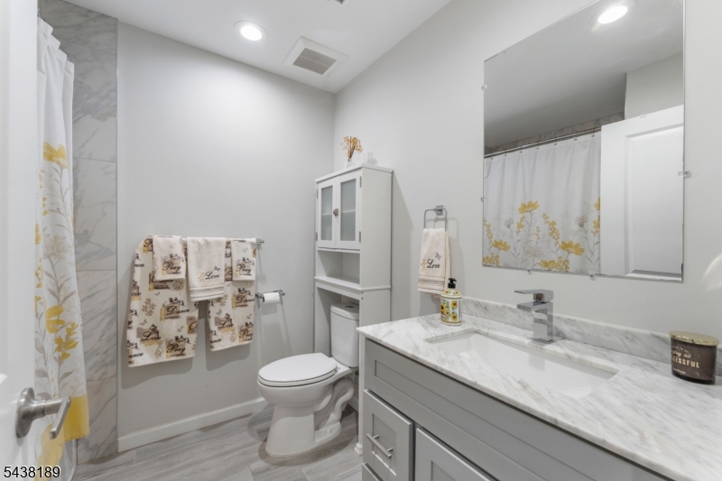 78 Valerie Drive Manville NJ 08835
