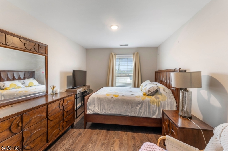 78 Valerie Drive Manville NJ 08835