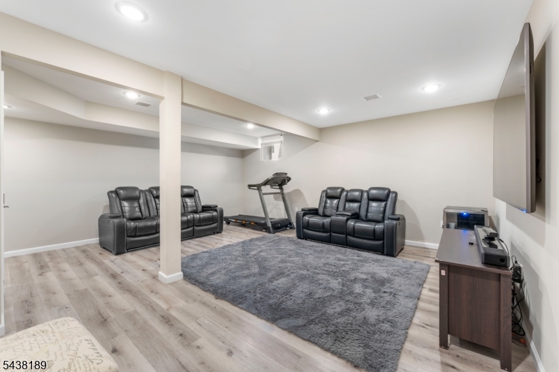 78 Valerie Drive Manville NJ 08835