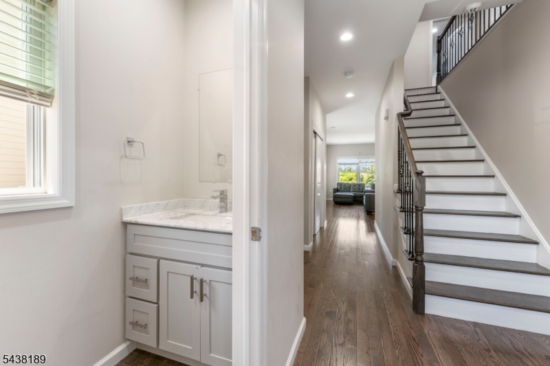78 Valerie Drive Manville NJ 08835