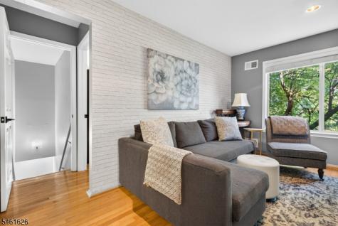 77 Larkin Circle West Orange NJ 07052