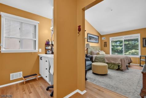 77 Larkin Circle West Orange NJ 07052