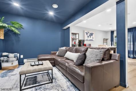 77 Larkin Circle West Orange NJ 07052