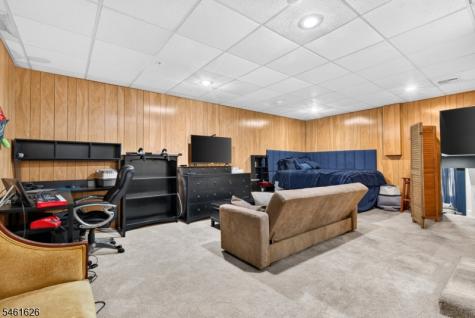 77 Larkin Circle West Orange NJ 07052