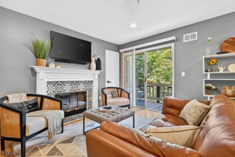 77 Larkin Circle West Orange NJ 07052