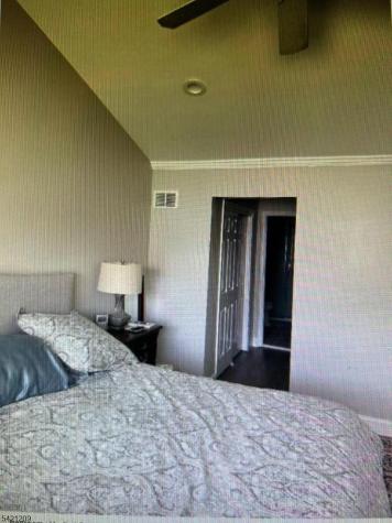 89 Violet Court Readington NJ 08889