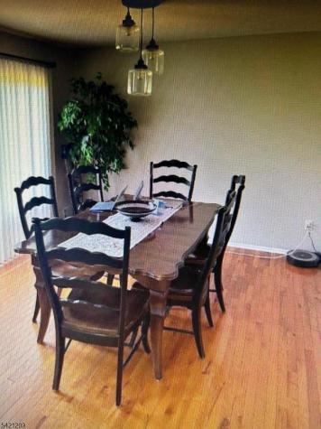 89 Violet Court Readington NJ 08889