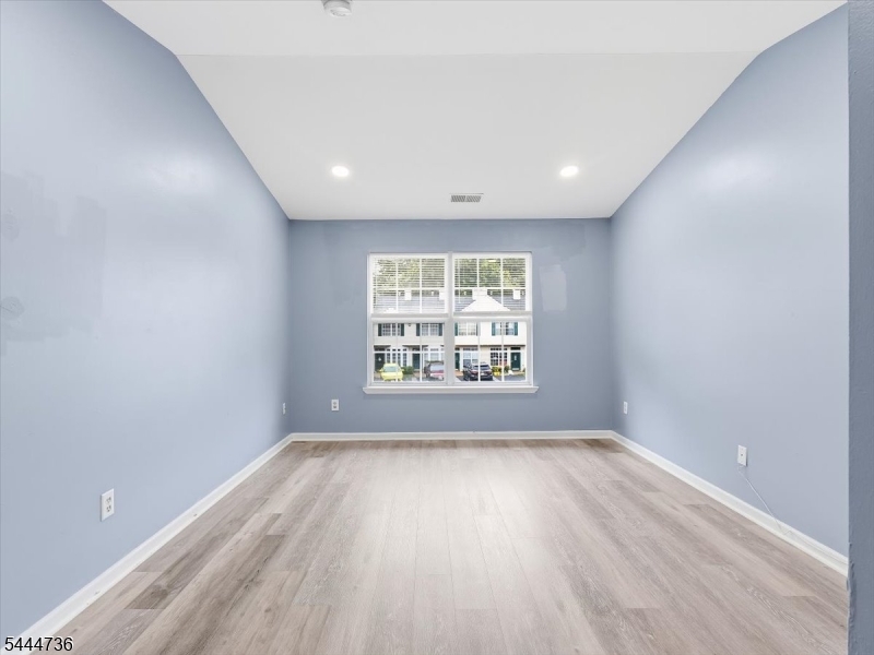 4 Derby Street East Orange NJ 07018