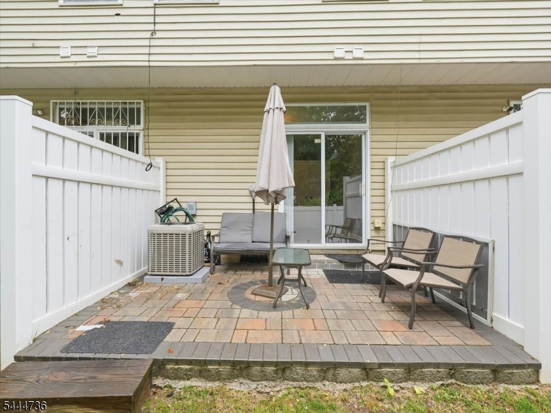 4 Derby Street East Orange NJ 07018