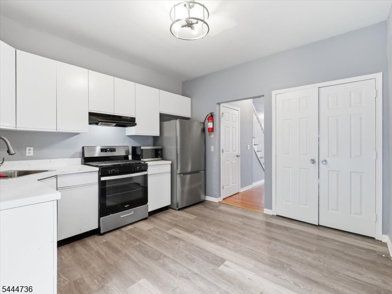 4 Derby Street East Orange NJ 07018