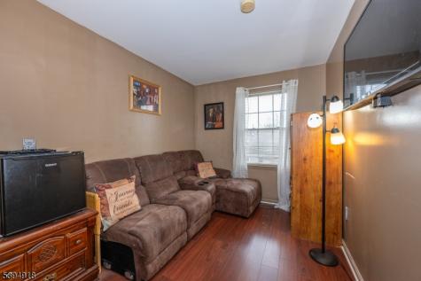 3 Martha Court Newark NJ 07103