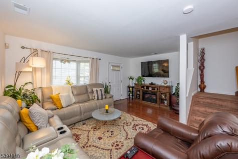 3 Martha Court Newark NJ 07103