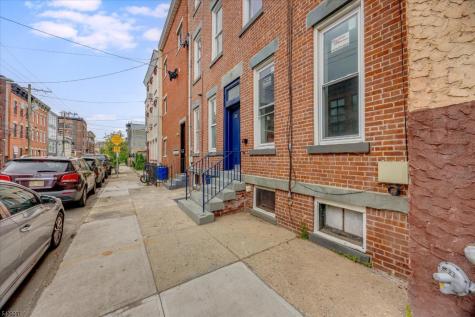 147 New York Avenue Jersey City NJ 07307