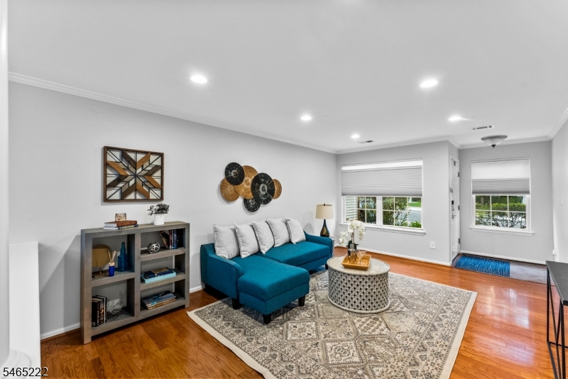 6 Windsong Circle East Brunswick NJ 08816