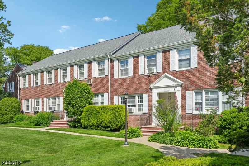 261 Elmwood Avenue Maplewood NJ 07040