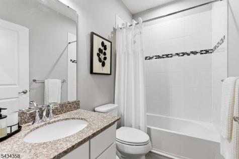 706 Bayside Court South Amboy NJ 08879