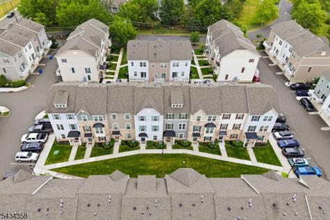 706 Bayside Court South Amboy NJ 08879