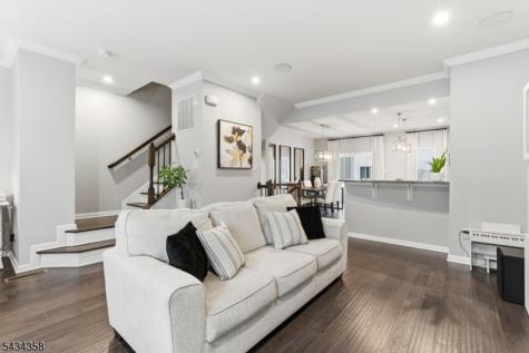 706 Bayside Court South Amboy NJ 08879